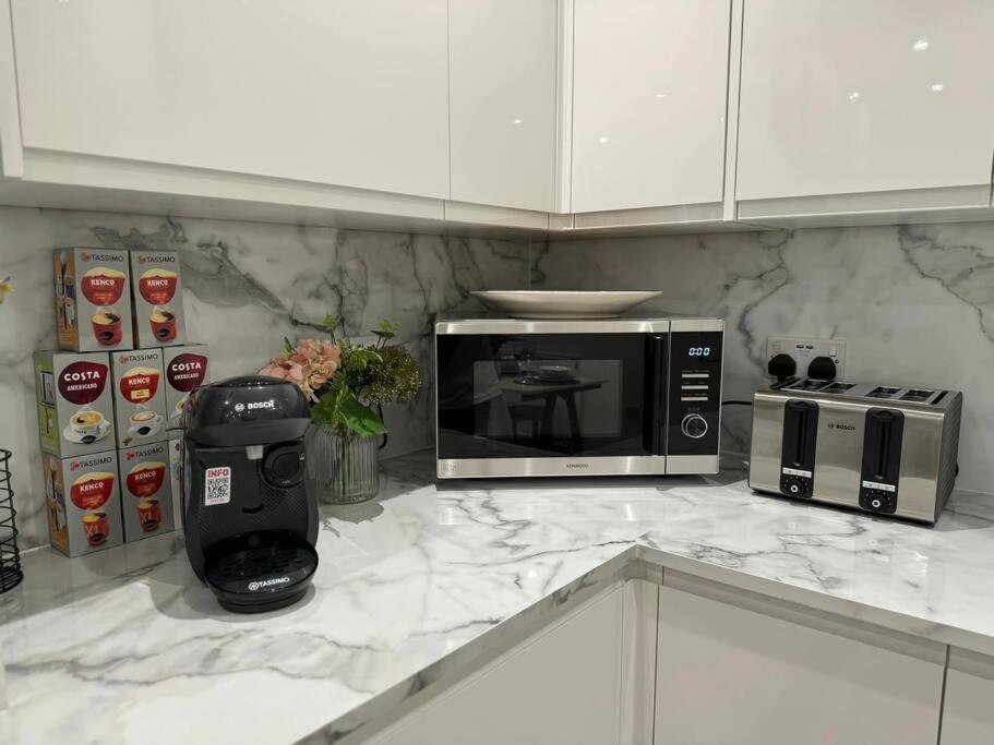 Modern 5 Bed Near Excel -Big Ben Villa London Ngoại thất bức ảnh